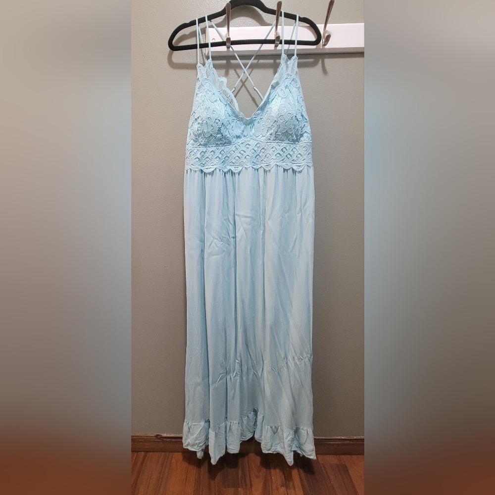Light Blue Rue21+ Lace Bodice Strappy Maxi Dress Size 3x (NWT)